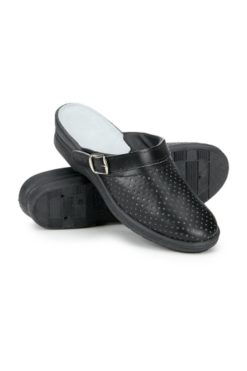 Сабо женские кожаные цвет черный