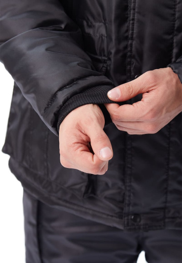 Мужская черная куртка охранника